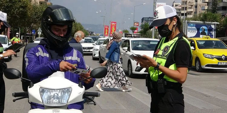 Bursa’da ‘Kaskınla çok havalısın’ denetimi