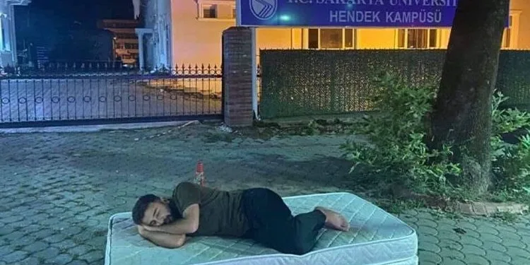 Bir fotoğrafla çok şey anlattılar