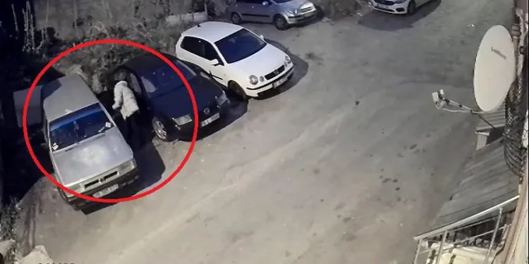 Bursa’da çaldıkları aracı kaza yapıp geri bıraktılar