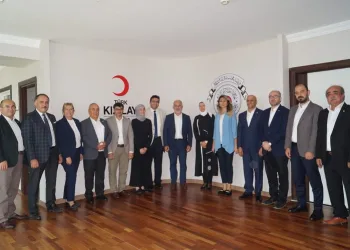 Genel Başkan Kınık’tan Kızılay Bursa’ya övgü