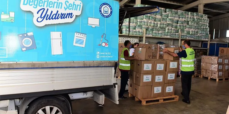 Afet bölgesinde yaralar ‘Yıldırım’la sarılıyor