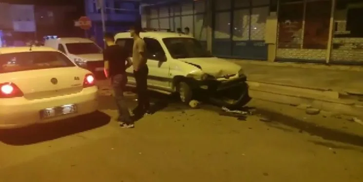 Bursa’da mahalleli linç etmek istedi, polis kurtardı
