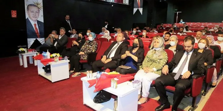 Bursa Mudanya AK Parti Divan Meclisi toplandı