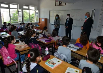 Bursa Yıldırım’da eğitime destek