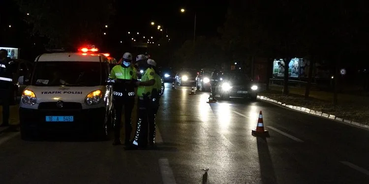 Bursa’da 300 polisle huzur operasyonu