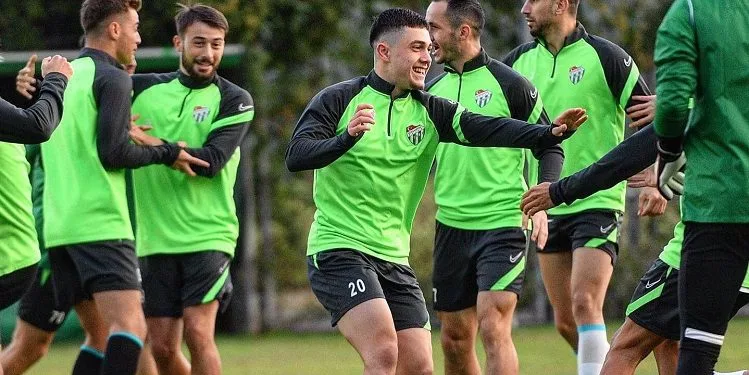 Bursaspor, Ankaragücü maçına hazırlanıyor
