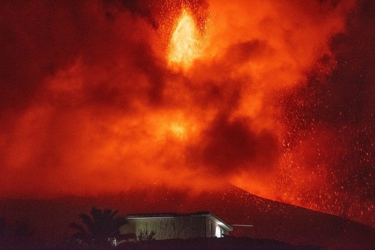 Kanarya Adaları’ndaki patlamalar şiddetini artırdı