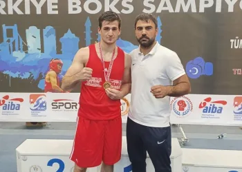 Bursalı boksör Türkiye şampiyonu oldu