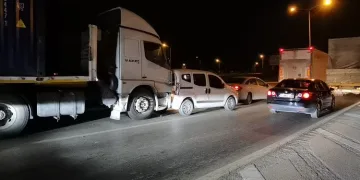 Bursa’da beyzbol sopalı saldırgan trafikte dehşet saçtı