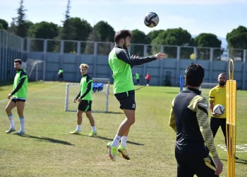 Bursaspor çift kale maç yaptı