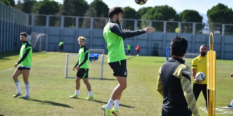 Bursaspor çift kale maç yaptı