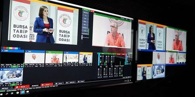 Uzmanlar aşılarla ilgili soruları Line TV’de yanıtladı