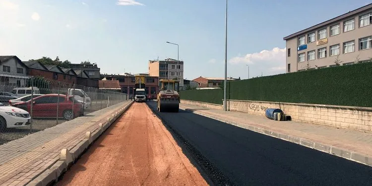 Bursa Osmangazi’de asfalt çalışmaları hız kesmiyor