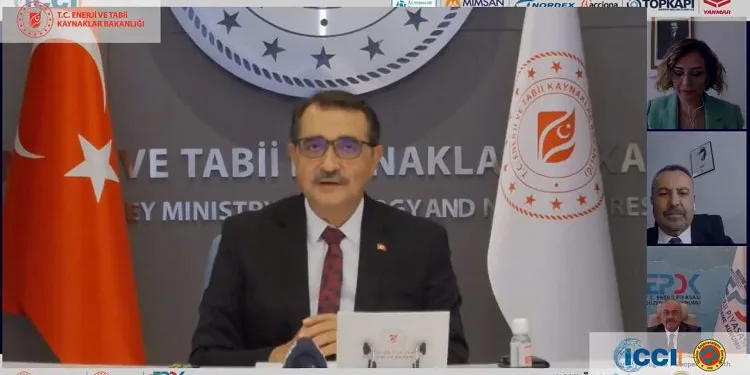Bakan Dönmez: GES ve RES kurulu gücümüze 10’ar bin MW ilave edeceğiz