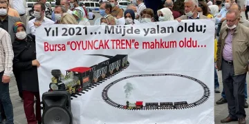 Bursa’da oyuncak trenle ‘Hızlı Tren’ protestosu