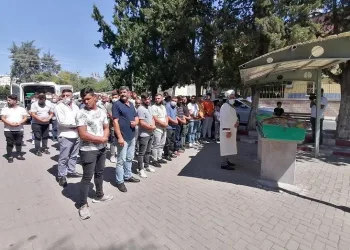 Bursa’da hastane bahçesinde ölen kadın toprağa verildi