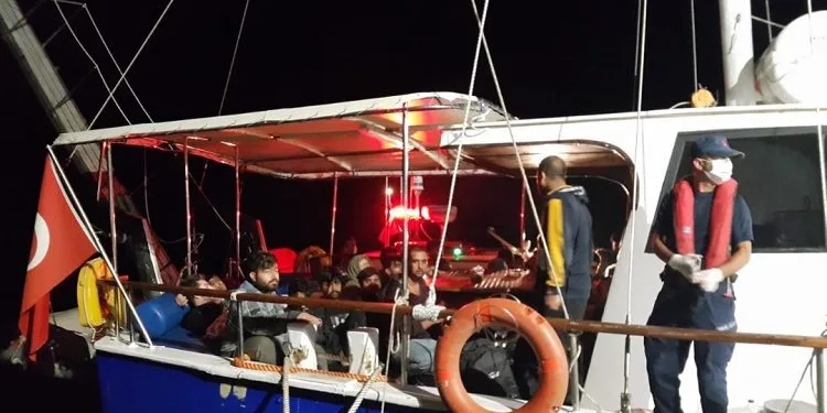 Çanakkale açıklarında 193 kaçak göçmen yakalandı