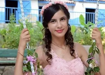 1 gün önce bayramda katilinin elini öpmüş
