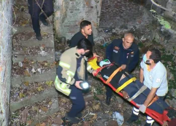 Bursa’da manzarayı izlerken surlardan düştü