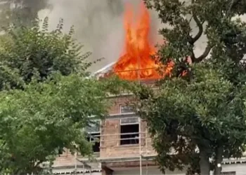 Bursa Çekirge’deki tarihi binada yangın