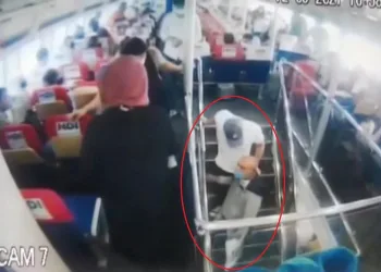 Deniz otobüsünde iğrenç olay! Kaptan rotayı değiştirdi