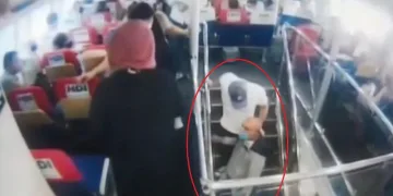 Deniz otobüsünde iğrenç olay! Kaptan rotayı değiştirdi