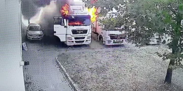 Bursa’da TIR’ın içinde uyurken yangın çıktı