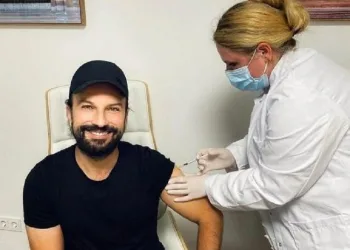 Tarkan ikinci doz aşısını oldu