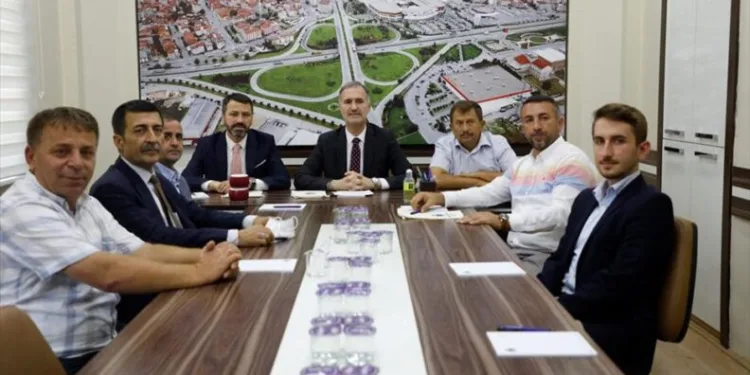 Çiftçilerin toprak analizini İnegöl Belediyesi yaptıracak