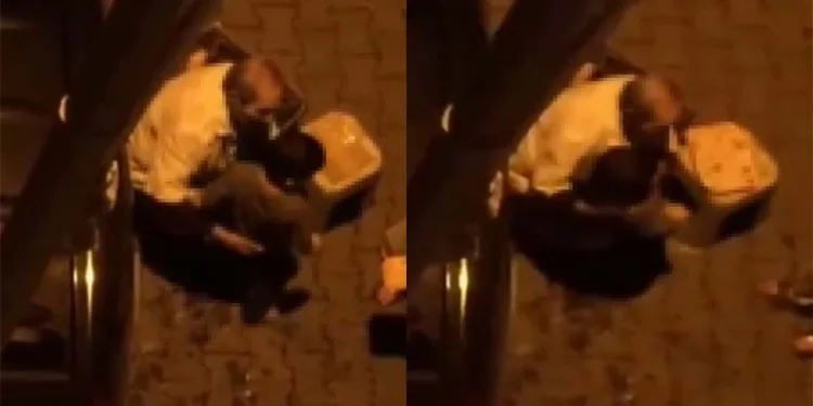 Sokak ortasında erkek çocuklarını taciz etti