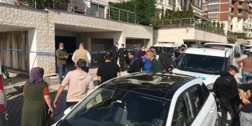 Asansör boşluğuna düşen kargo görevlisi öldü