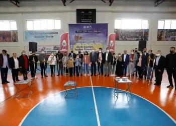 Bursa İnegöl’de görme engelliler akıllı baston ile özgürleşecek