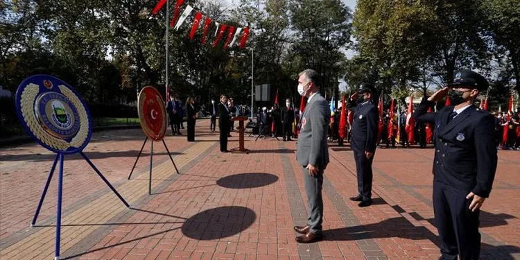 Bursa İnegöl’de Cumhuriyet Bayramı coşkusu resmi törenlerle başladı
