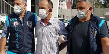 Cinayet sanığı kan görmeye dayanamadığı için kaçmış