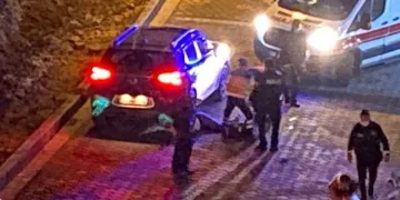 Sevgilisinin kullandığı arabanın altında kalarak öldü