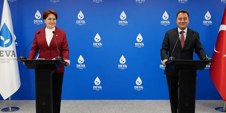 Meral Akşener’den Ali Babacan’a ziyaret