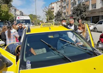 Bursa’da zincirleme kaza: 3 yaralı