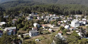 Bu köydeki ev fiyatları lüks semtlerle yarışıyor