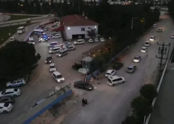 Bursa’da 9 ayrı adrese eş zamanlı operasyon