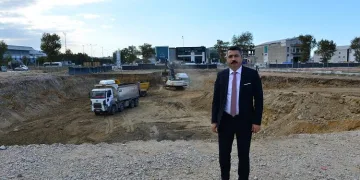 Mevlana kentsel dönüşüm projesinde hafriyat çalışmaları başladı
