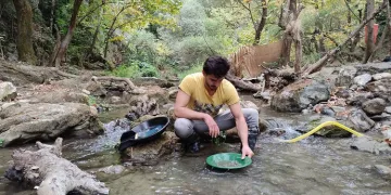 Bursa Uludağ’ın eteklerinde altın arıyorlar