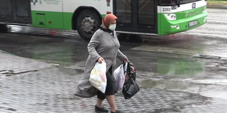 Bursalılar yağmura hazırlıksız yakalandı