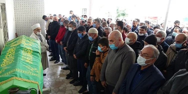 Bursa’da patlamada ölen fabrika işçisi son yolculuğuna uğurlandı