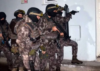 Bursa’da FETÖ’nün ‘gaybubet’ yapılanmasına operasyon