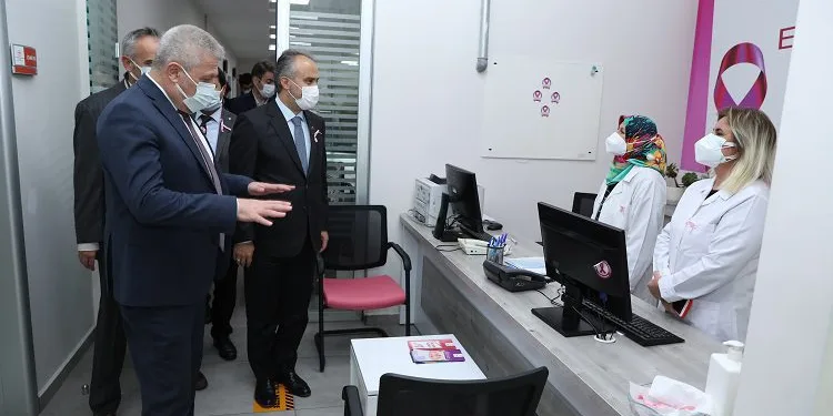 Bursa Büyükşehir’den meme kanserine karşı farkındalık