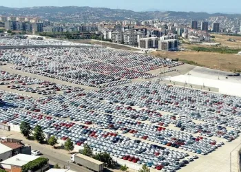 Çip krizi Bursa’daki otomotiv devini vurdu