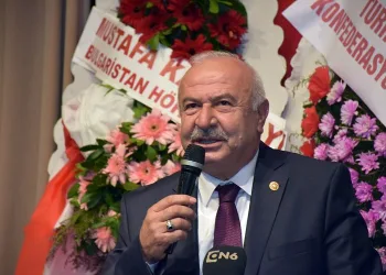 Bursa Kent Konseyi’nde Şevket Orhan güven tazeledi