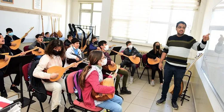 Bursa Yıldırım’da engeller sanat ile aşılıyor