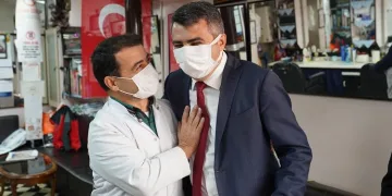 Yıldırım Belediye Başkanı Oktay Yılmaz, bir ayda 10 mahallede binlerce vatandaş ile bir araya geldi