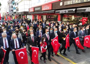 Bursa’da Cumhuriyet Bayramı coşkuyla kutlandı